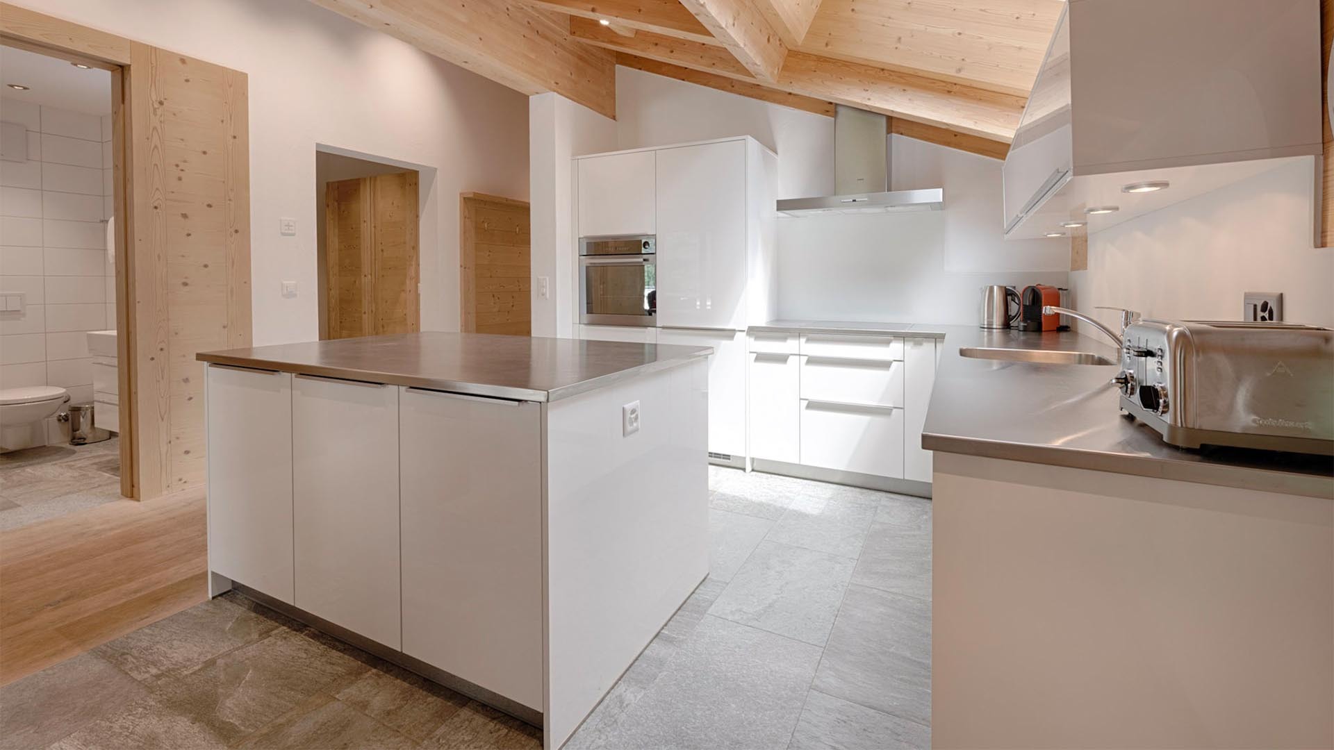 Experience Ultimate Alpine Luxury with Seamless Ski Access and Breathtaking Views