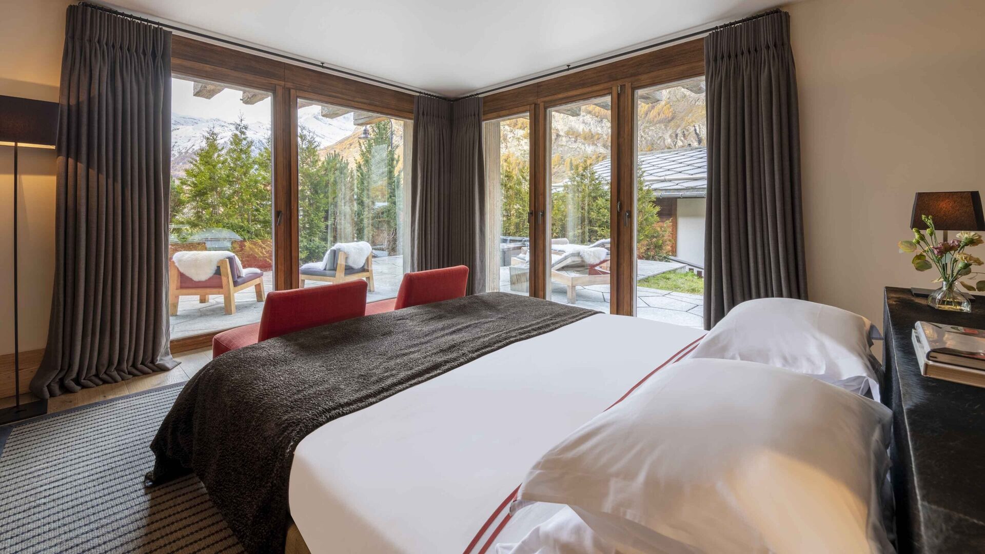 Unmatched Luxury & Breathtaking Alpine Views, Valais Chalet 1401