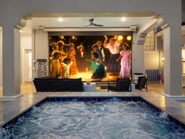 5 Star Villa Dominion – A Commanding Luxury Estate