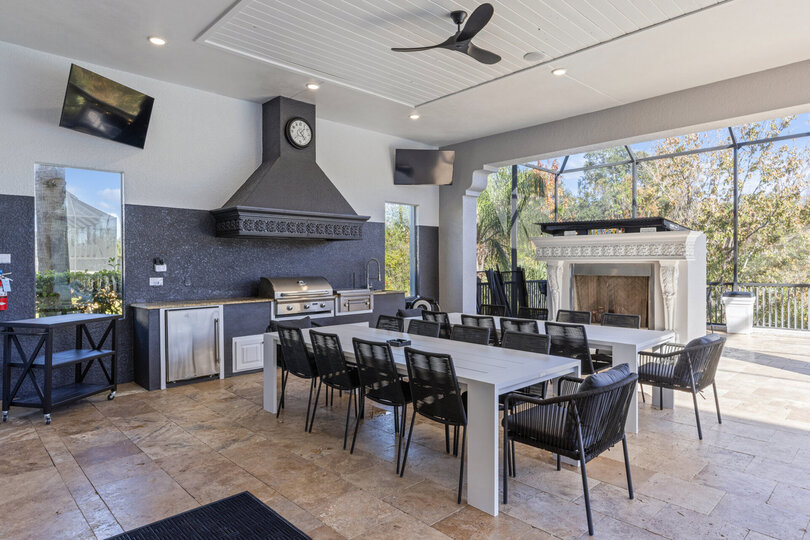 5 Star Villa Dominion – A Commanding Luxury Estate