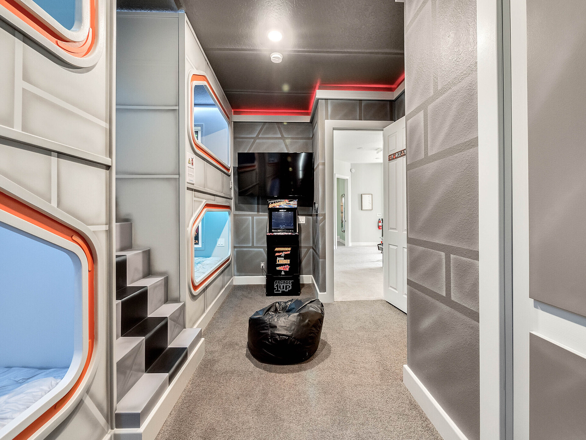 There's also a multi arcade for kids to play before bed