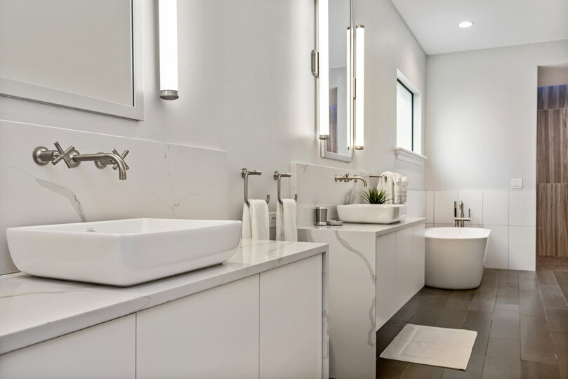 The lavish ensuite bathroom