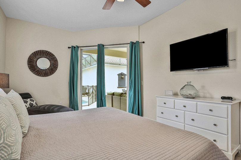 Relax in the king bed while you watch a movie on the TV