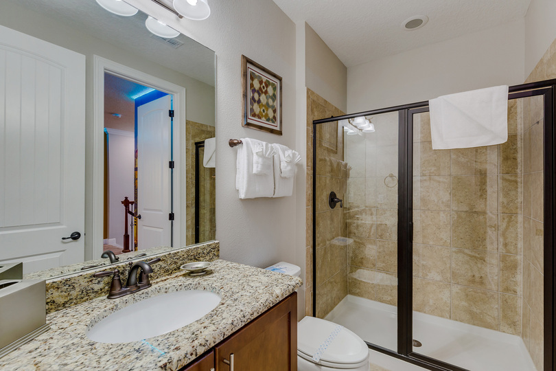 Ensuite bath