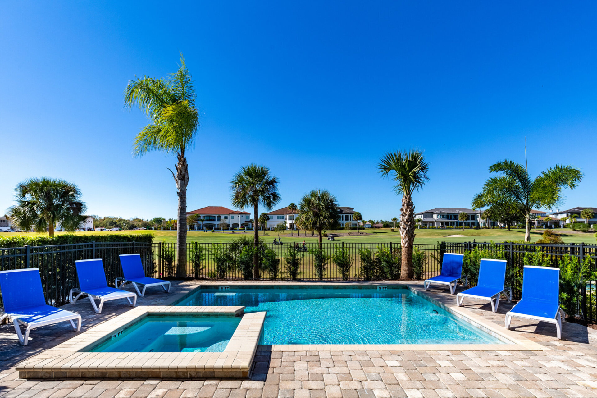 Relax in luxury and enjoy the amazing views of Reunion Resort