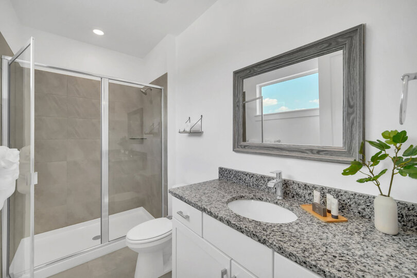 Family bathroom on the 2nd floor