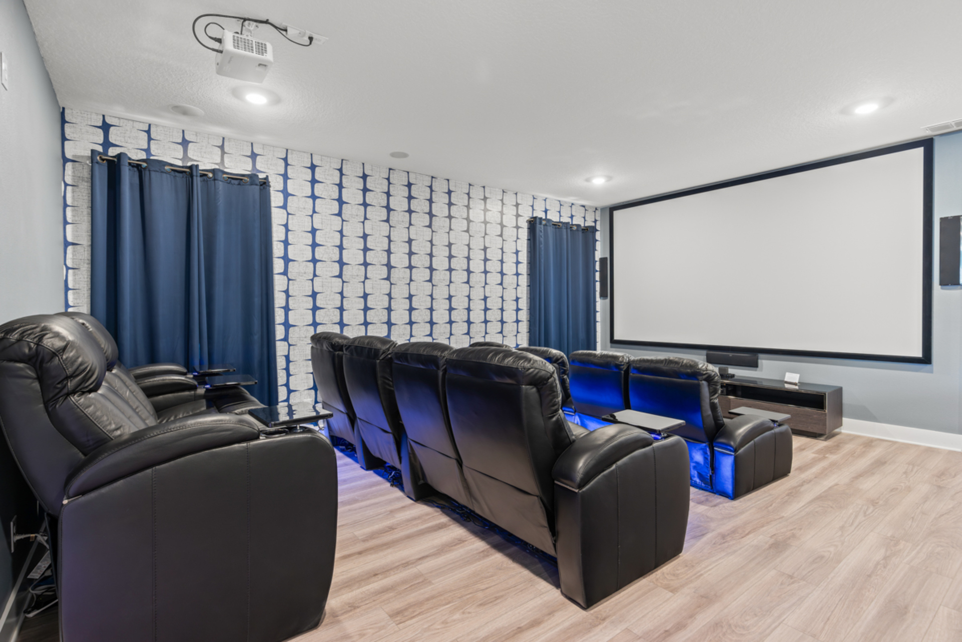 5 Star Villa Grandiose – Elegance Beyond Compare