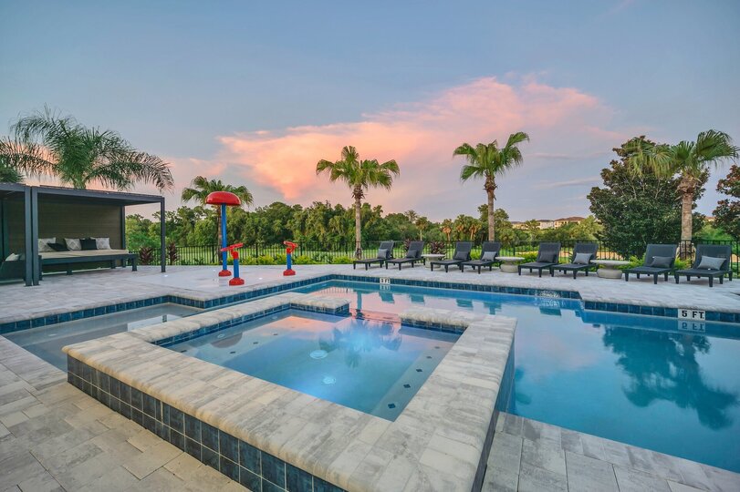 5 Star Villa Gilded Crown – An Icon of Opulent Living