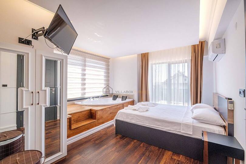 Your Own Private Holiday Haven 1033