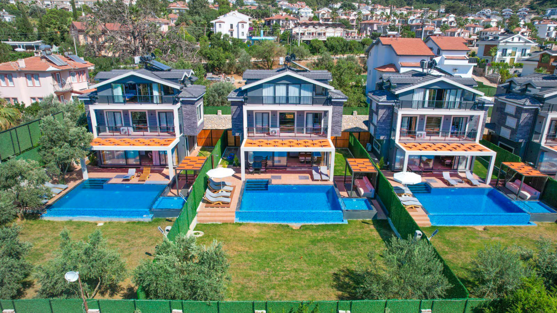 A Villa Made for Holiday Living 1034