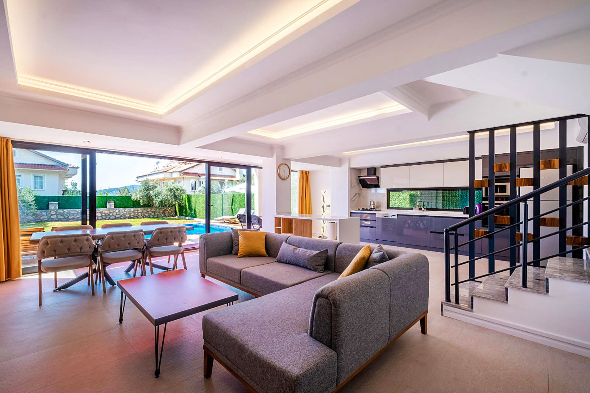 A Villa Made for Holiday Living 1034