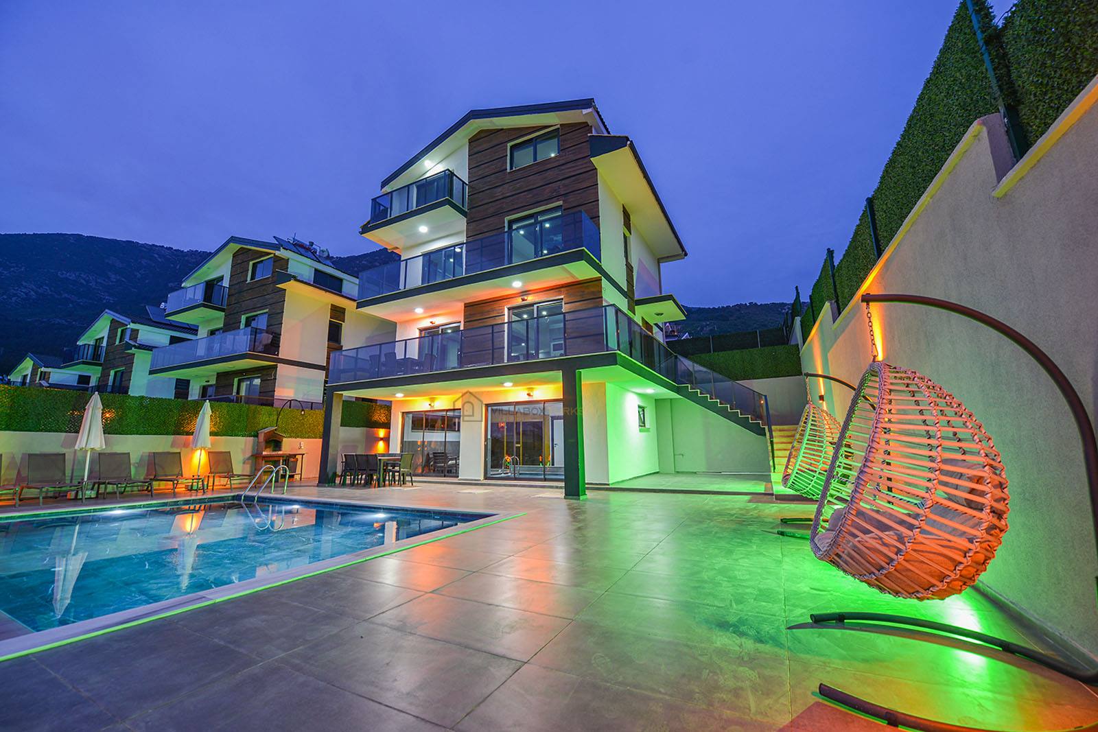 A Home Where Holiday Life Feels Easy 1043
