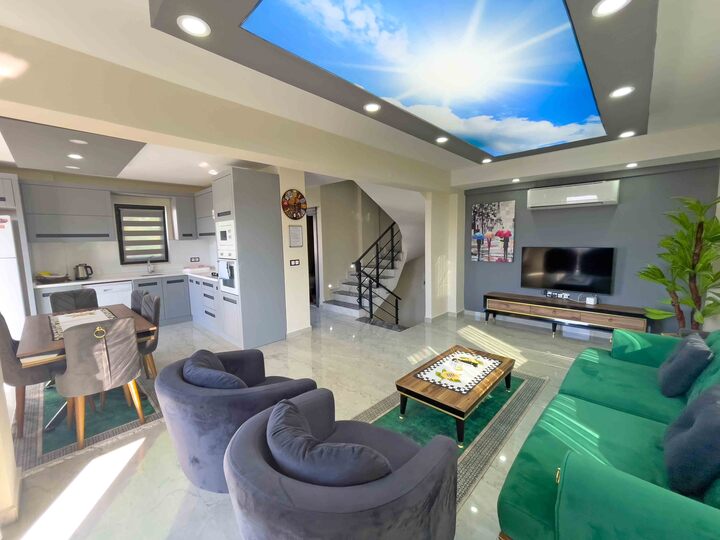 Your Own Place for Summer Escapes 1045