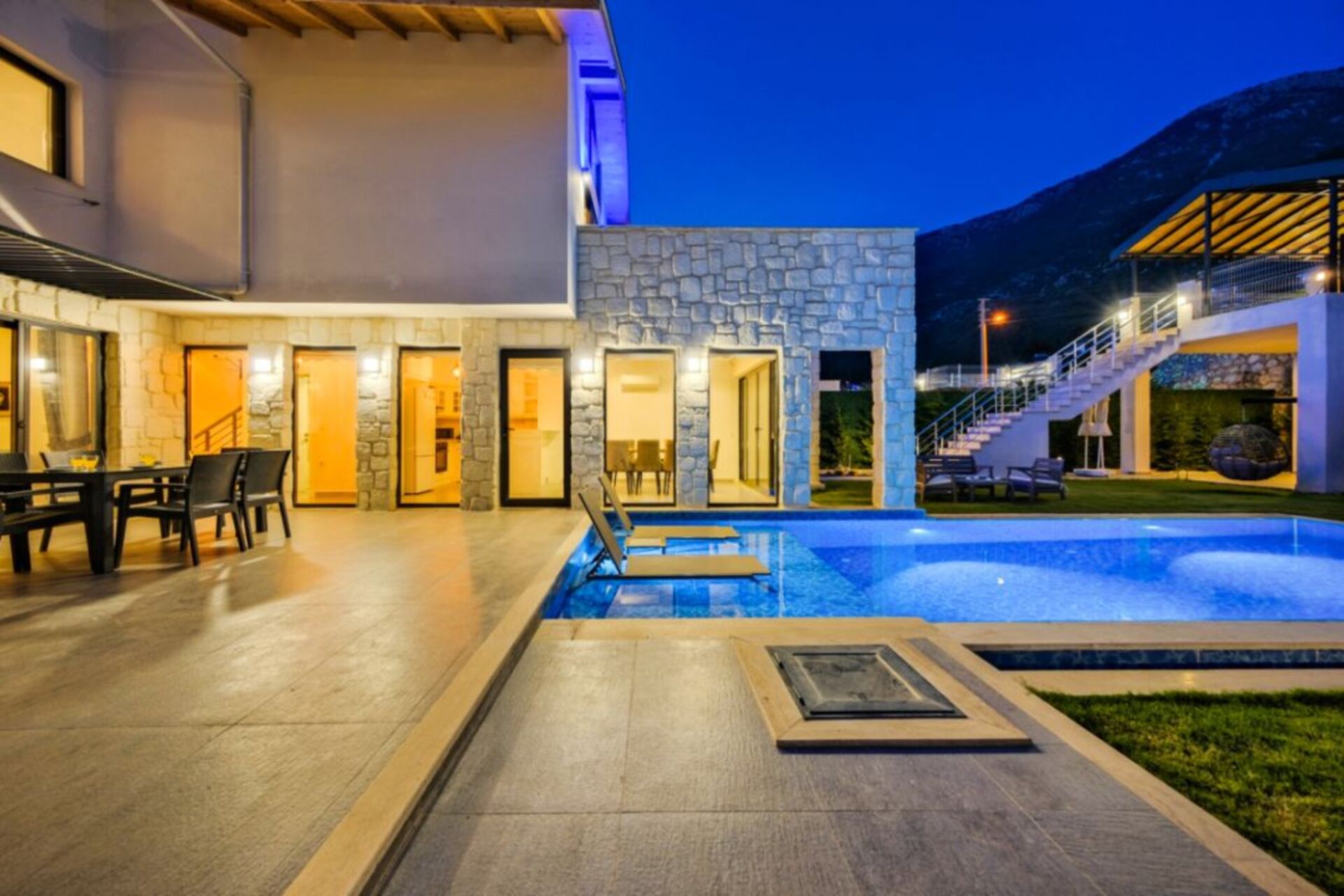 Your Villa for Slow, Easy Getaways 1049