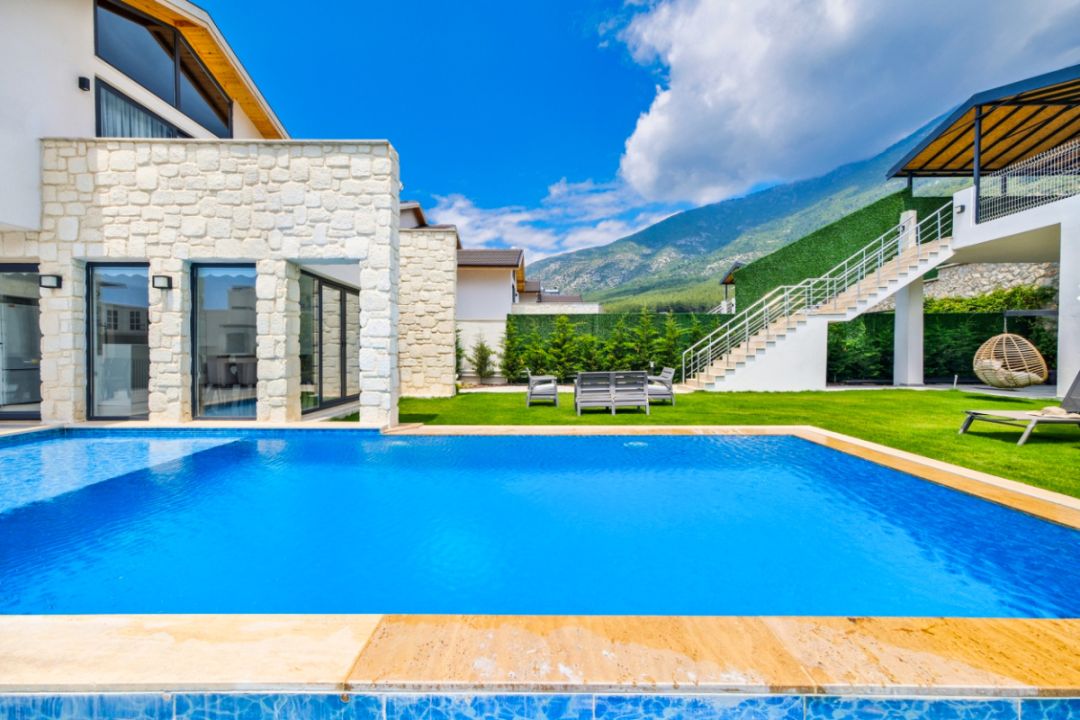 Your Villa for Slow, Easy Getaways 1049