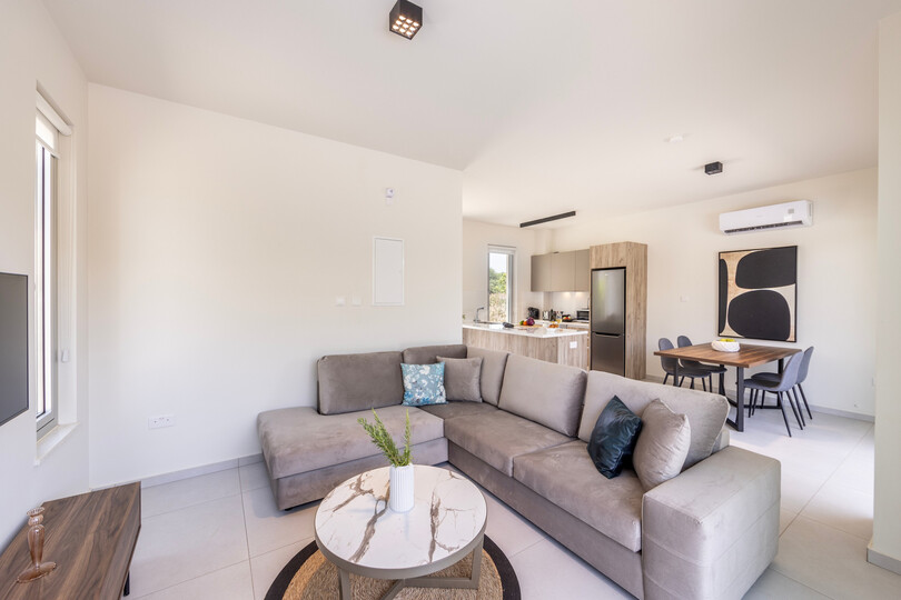 Picturesque Paradise in Paralimni, 1591