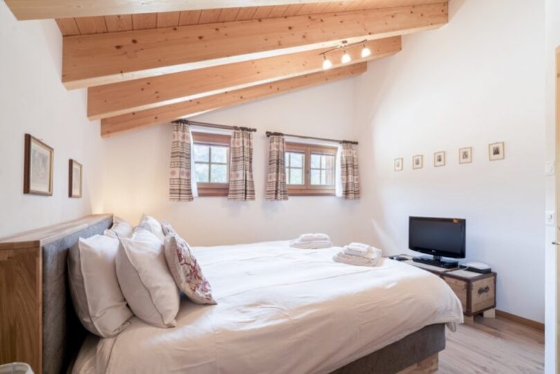 Luxury Alpine Escape, Matterhorn Chalet 1012