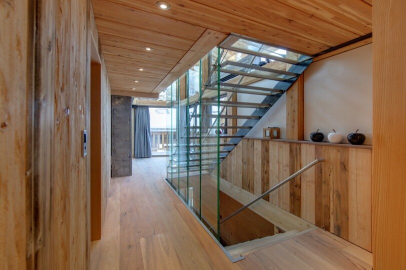 Elevated Elegance with a View of the Matterhorn, Valais Chalet 1012