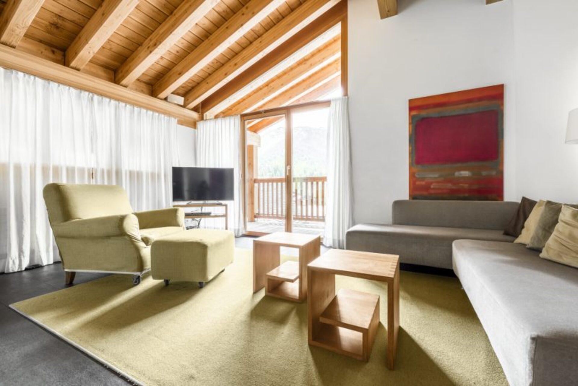 A Mountain Retreat of Elegance 1014