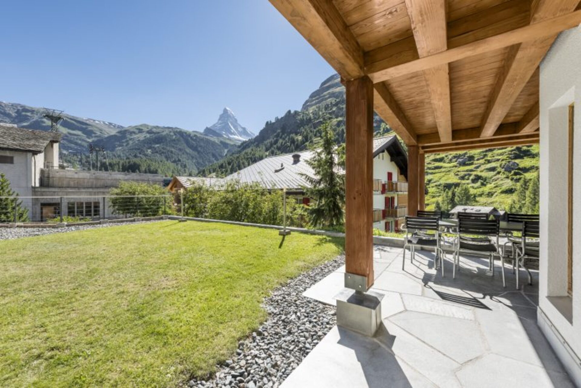 A Sunlit Haven at the Foot of the Matterhorn 1015