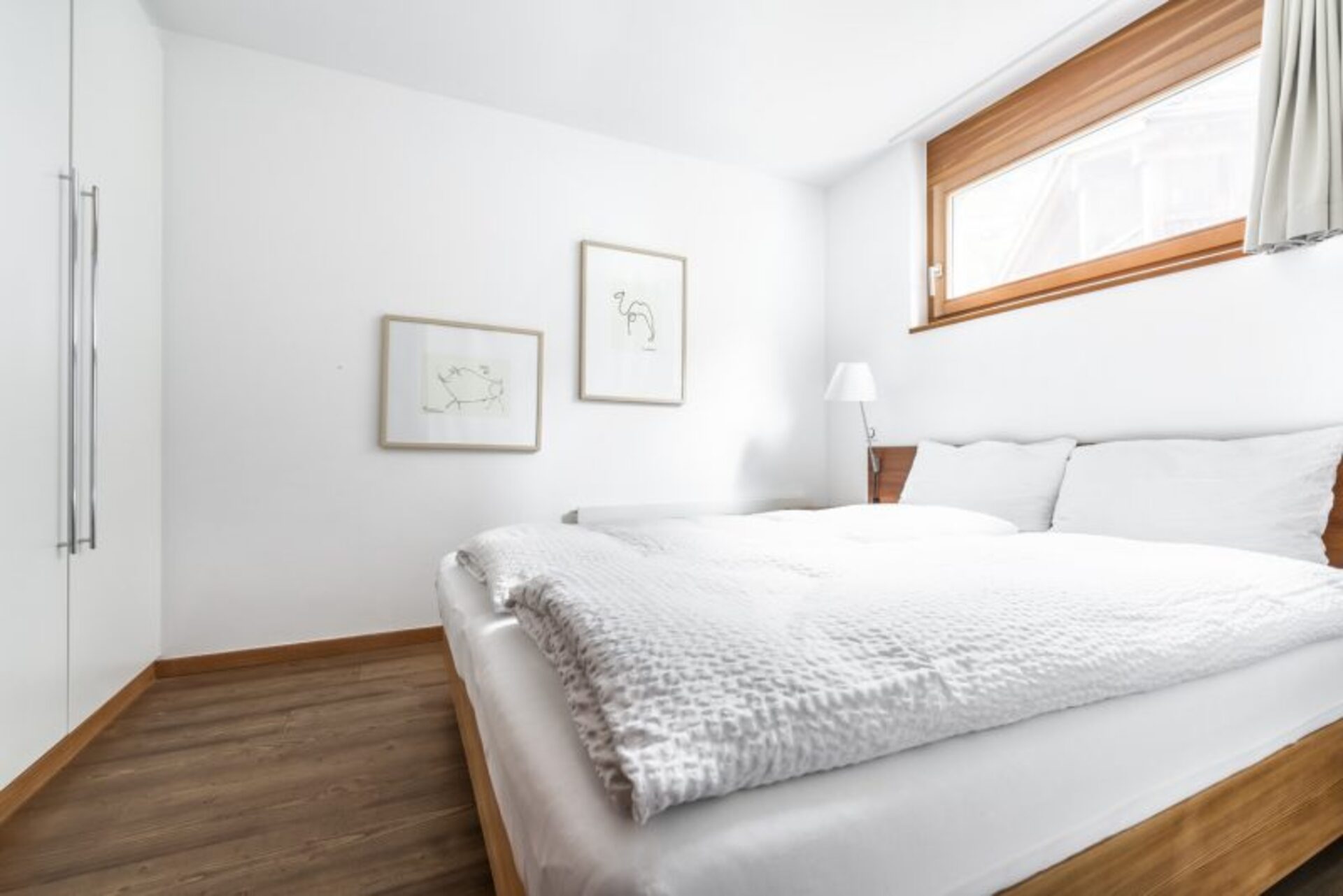 A Serene Alpine Escape with a View of the Matterhorn 1017