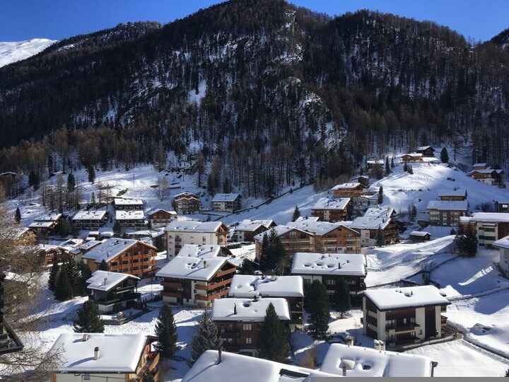 Alpine Elegance with Matterhorn Views, Valais Chalet 1022