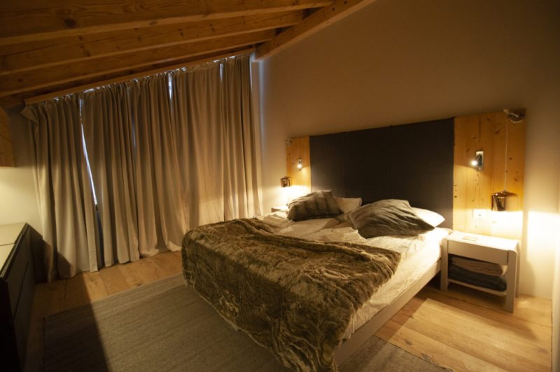 Alpine Elegance with Matterhorn Views, Valais Chalet 1022