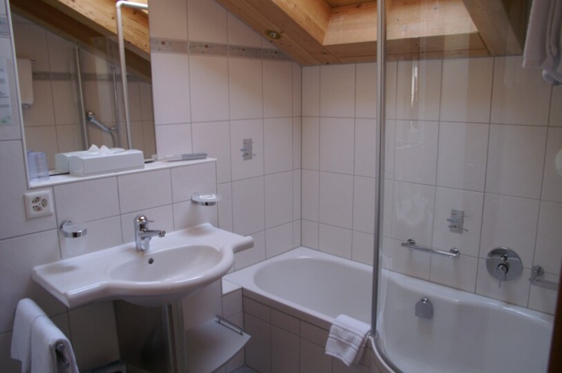 Comfort Meets Alpine Charm 1023
