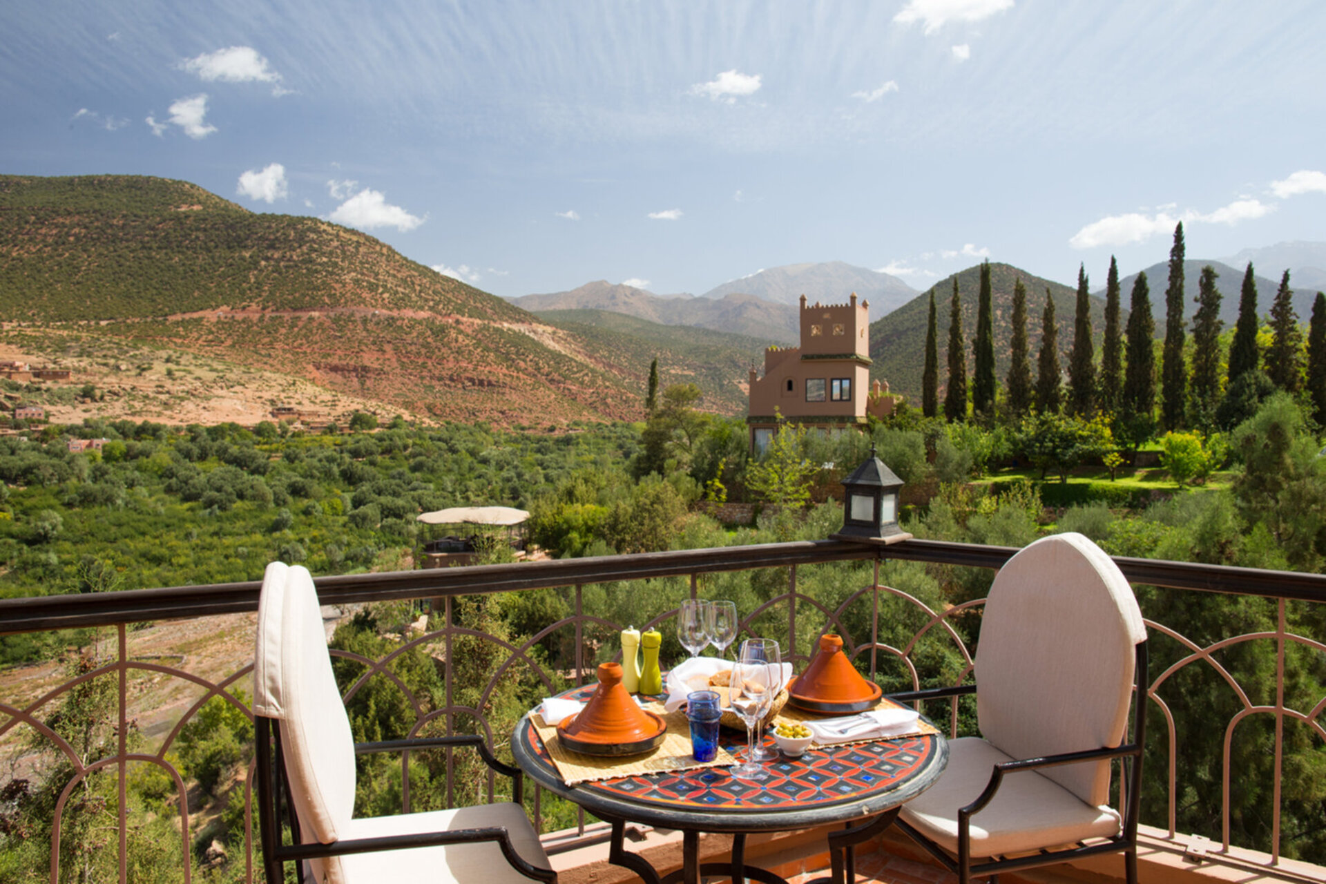 Timeless Retreat in the Atlas Mountains 1025