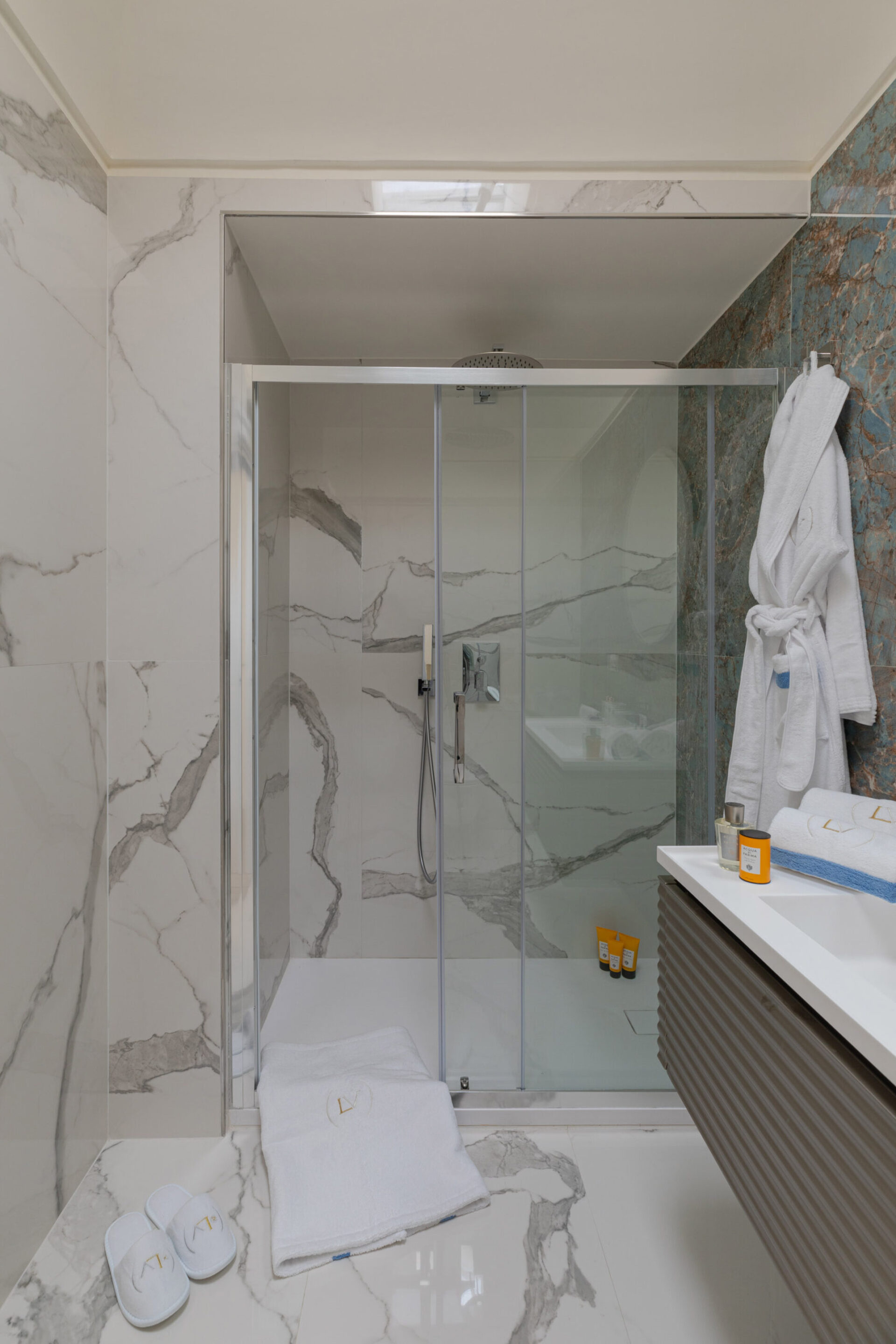 Escape to Pure Capri Luxury – Capri Villa 1006