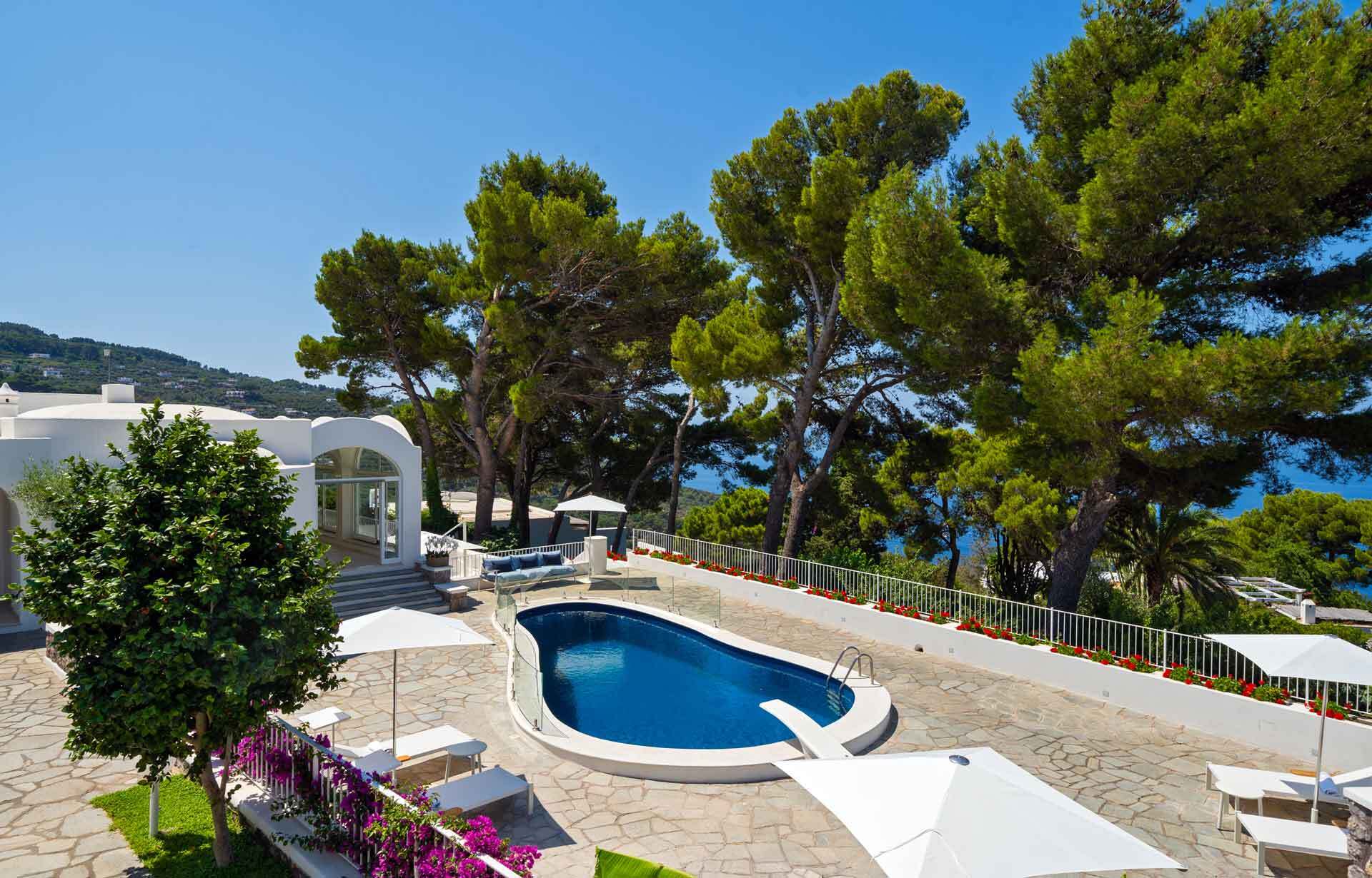 Escape to Pure Capri Luxury – Capri Villa 1006