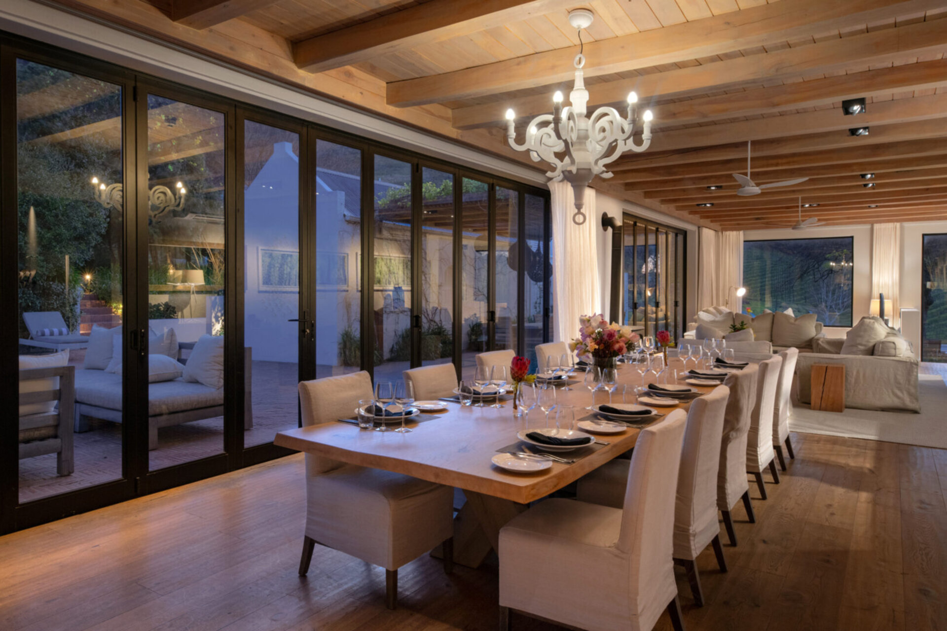 Mont Rochelle – A Luxurious Escape in Franschhoek, 1028