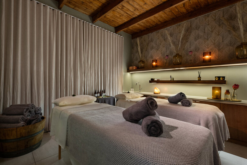 Cap Classique Vineyard Pool Suites with Private Pool 1043