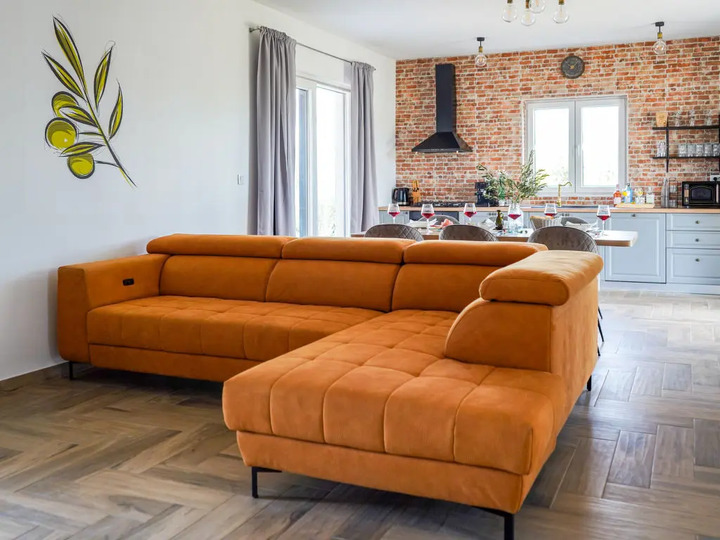 Tranquil Oasis: 3 Bedroom Villa 1262