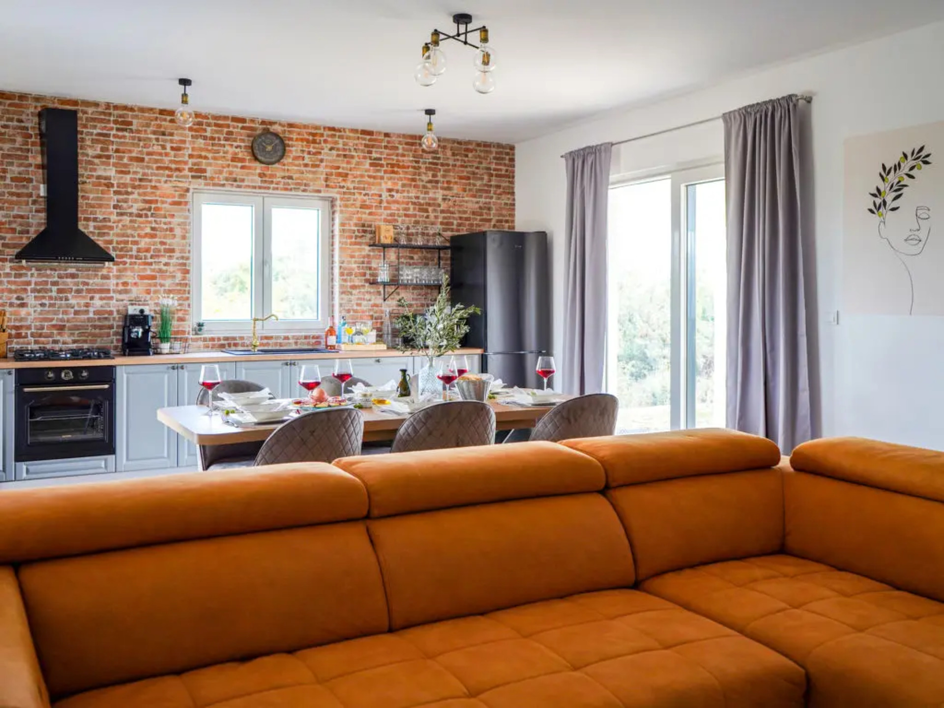 Tranquil Oasis: 3 Bedroom Villa 1262