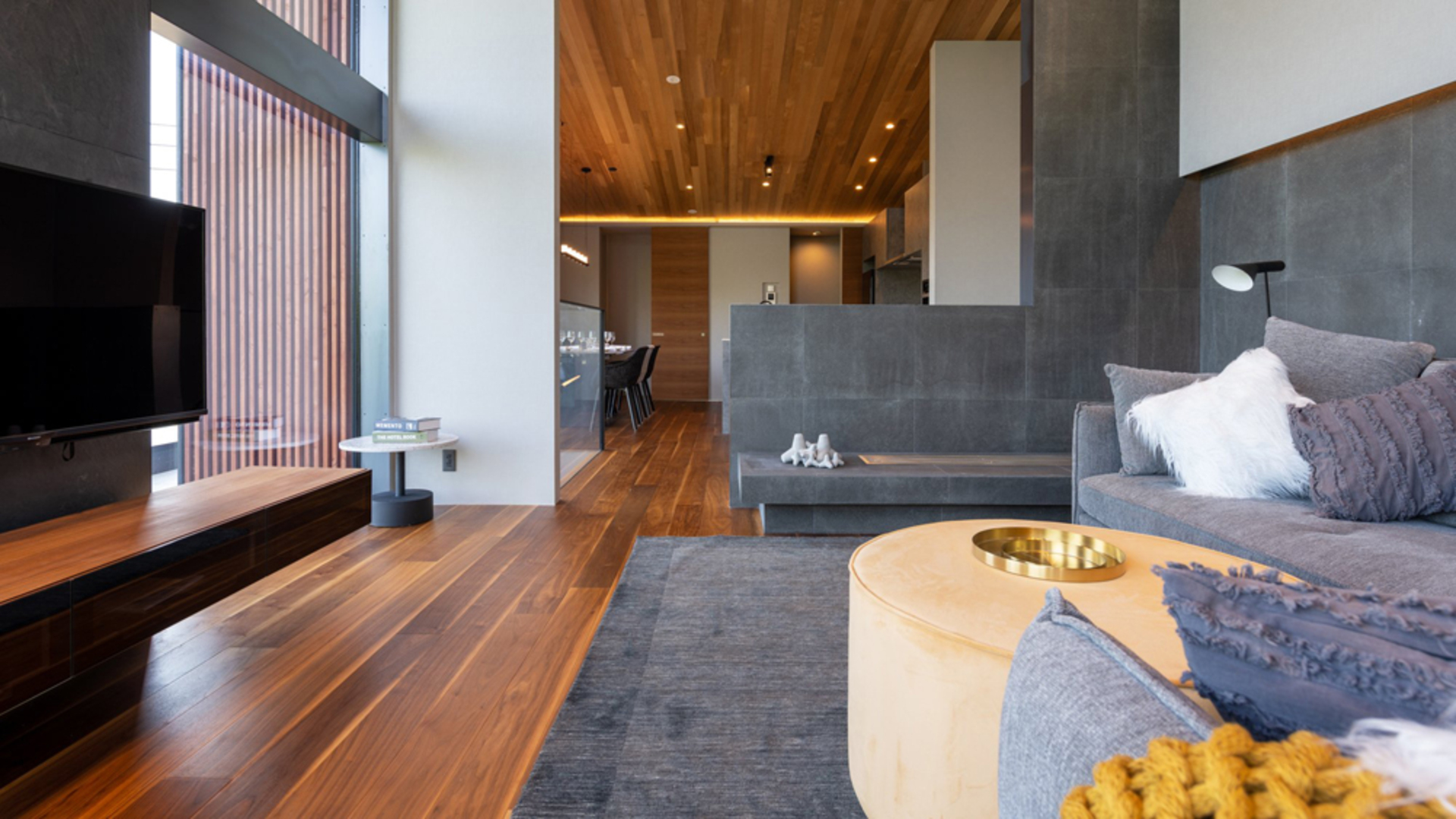 Luxury 3 Bedroom Chalet with Stunning Views in Niseko