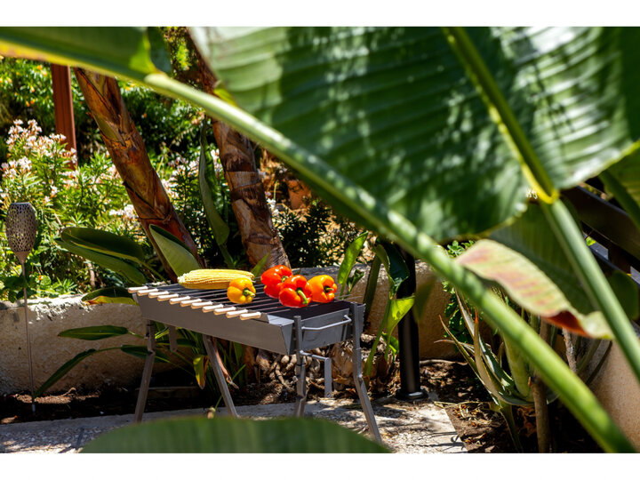 5 Star Anas Seaside Villa – Relaxing Beach Retreat in Kiti