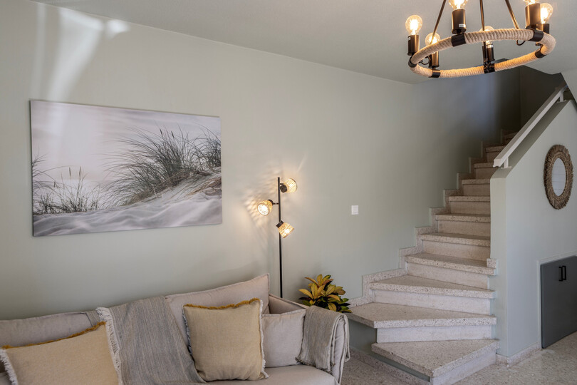 5 Star Oneiro Seaside Villa – Peaceful Coastal Living in Pervolia