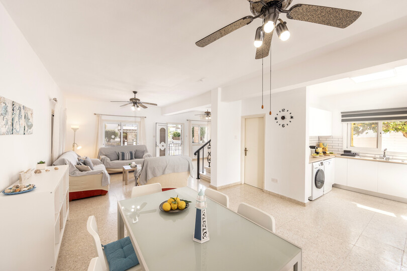5 Star Villa Ayia Thekla Sea Breeze - Tranquil Coastal Escape