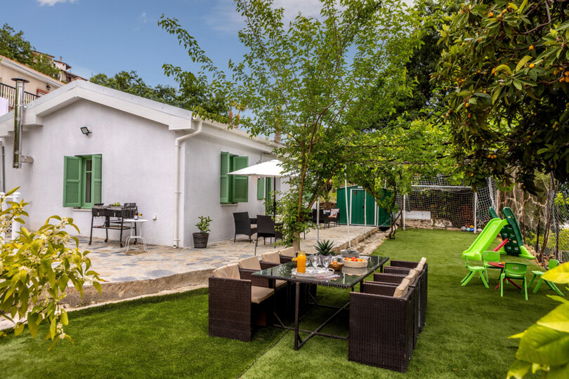 5 Star Villa Galata Watermill Cottage - Luxury Mountain Hideaway