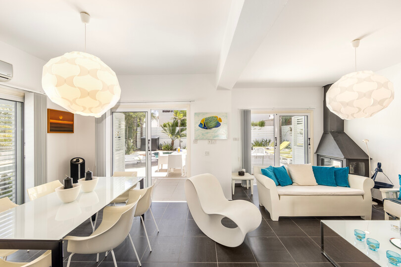 5 Star Villa Protaras Seaside Narcissos - Luxury Coastal Retreat