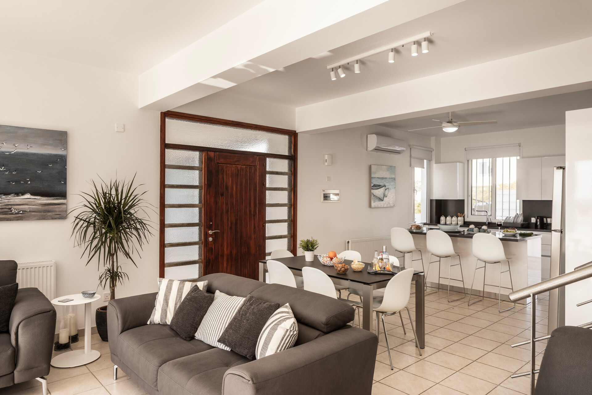5 Star Villa Faros Beachfront Escape - Sunset Seaside Retreat