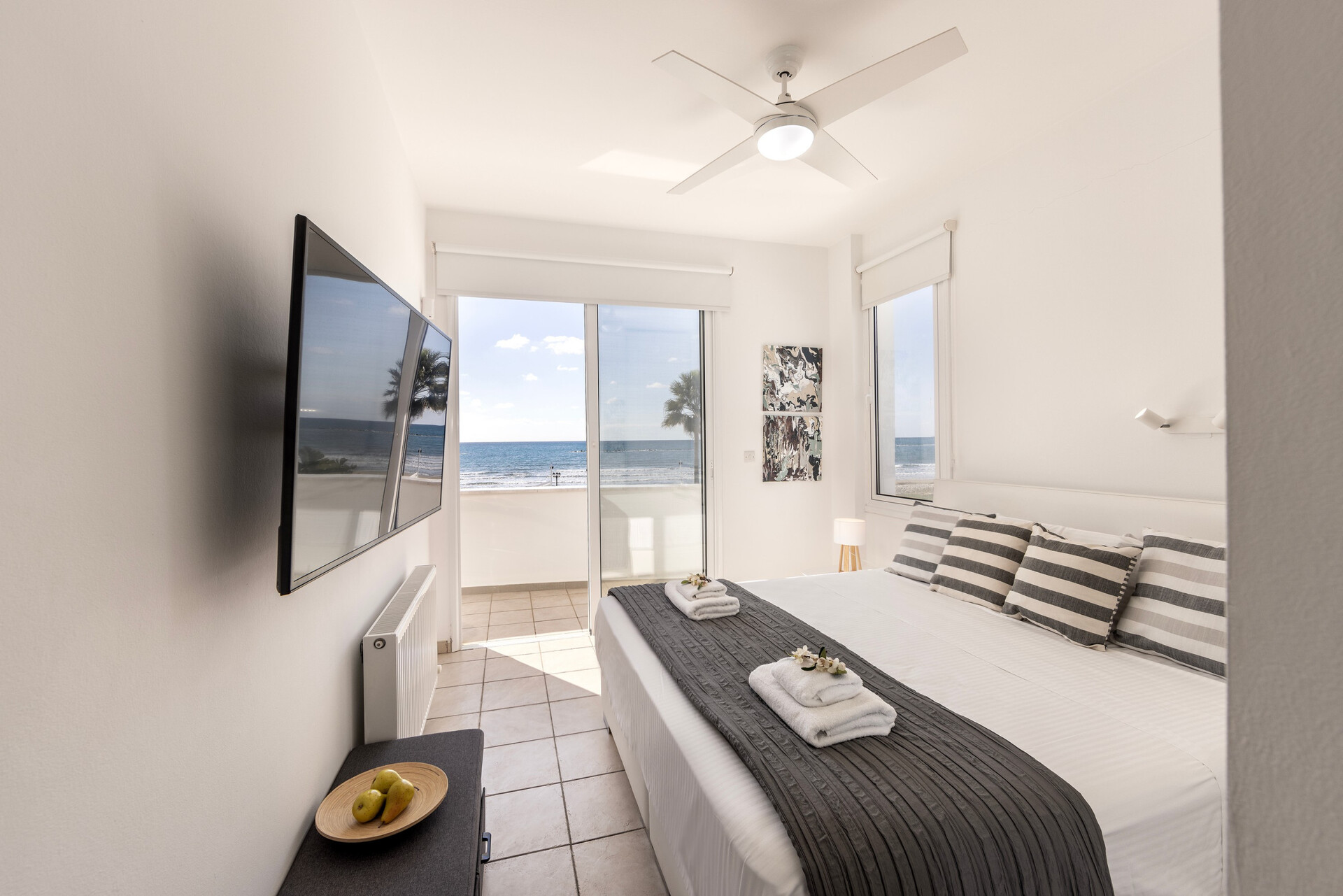 5 Star Villa Faros Beachfront Escape - Sunset Seaside Retreat
