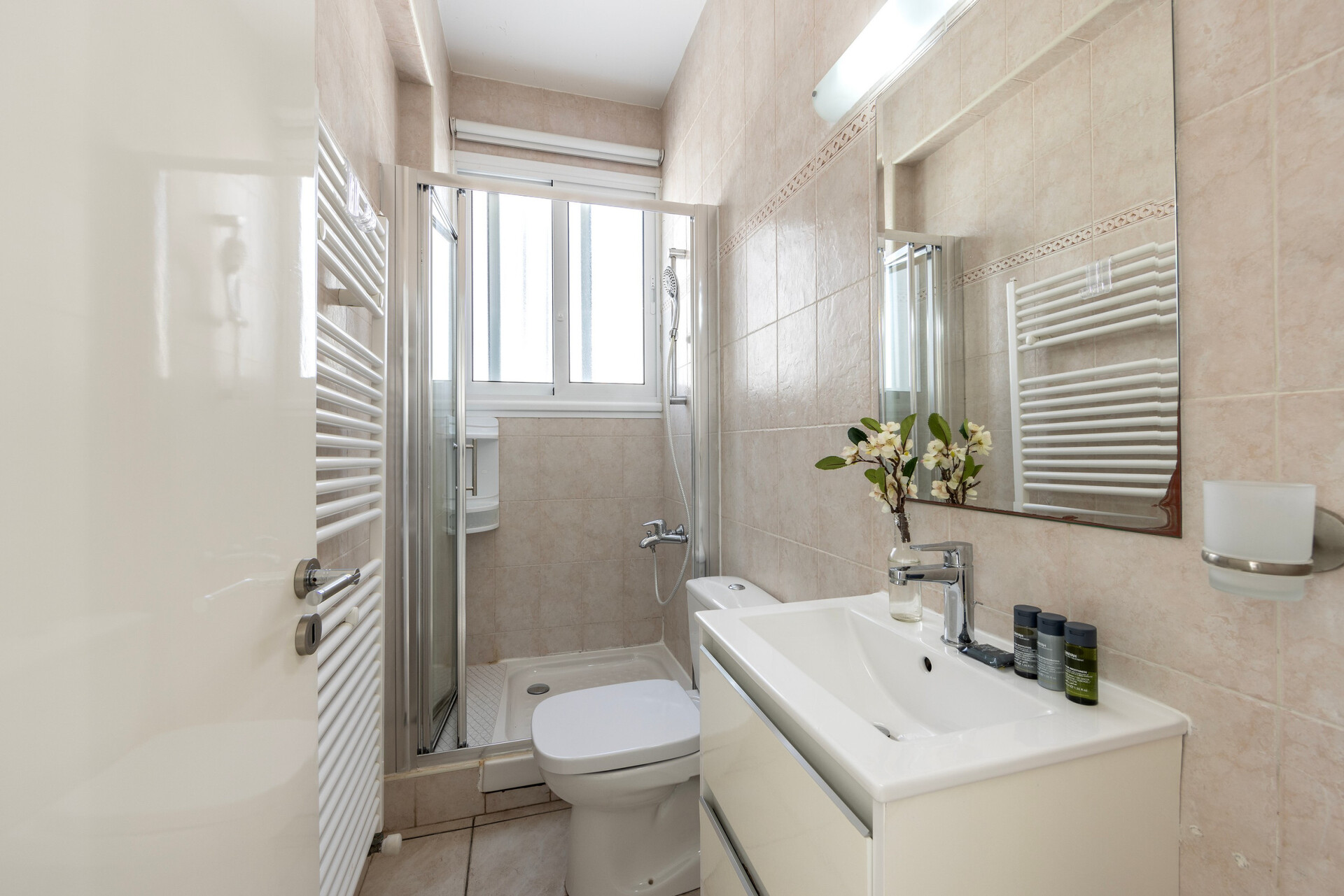 5 Star Villa Faros Beachfront Escape - Sunset Seaside Retreat