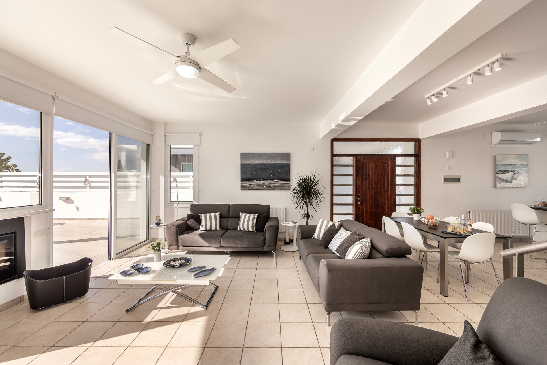 5 Star Villa Faros Beachfront Escape - Sunset Seaside Retreat