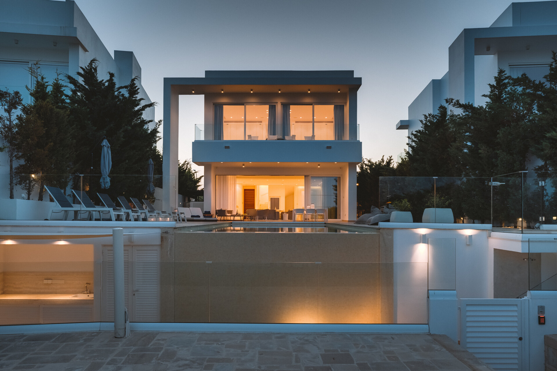 5 Star Villa Blue Waves Protaras Beachfront 3 - Beachfront Escape