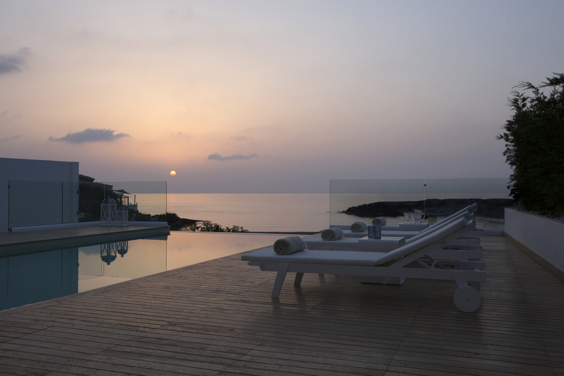 5 Star Villa Blue Waves Protaras Beachfront 3 - Beachfront Escape