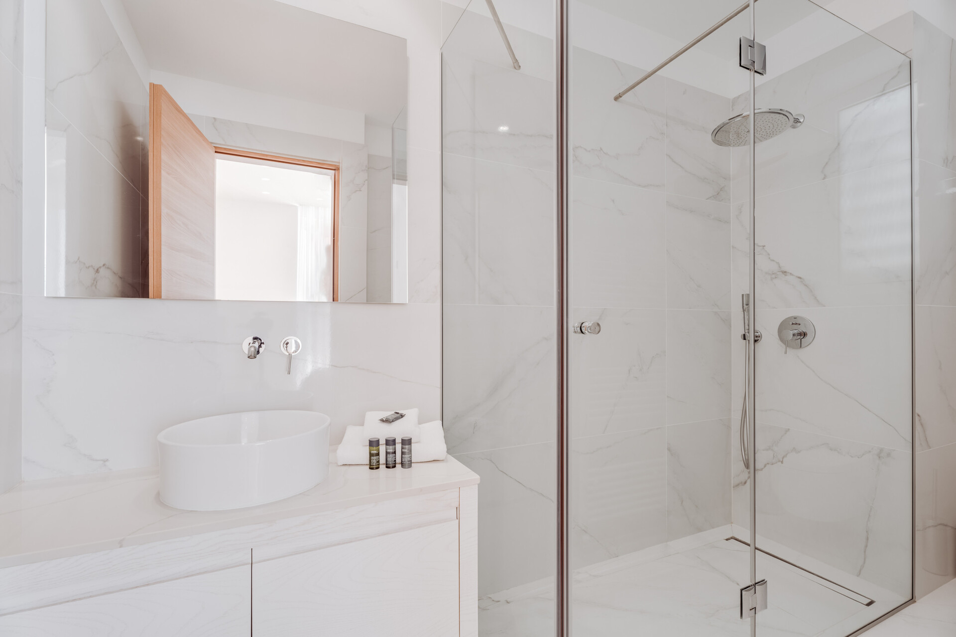 5 Star Villa Blue Waves Protaras Beachfront 3 - Beachfront Escape
