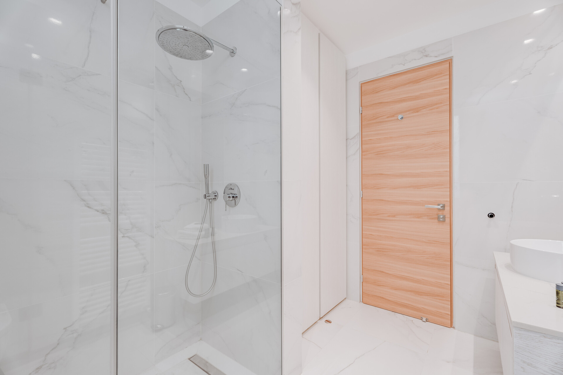 5 Star Villa Blue Waves Protaras Beachfront 3 - Beachfront Escape
