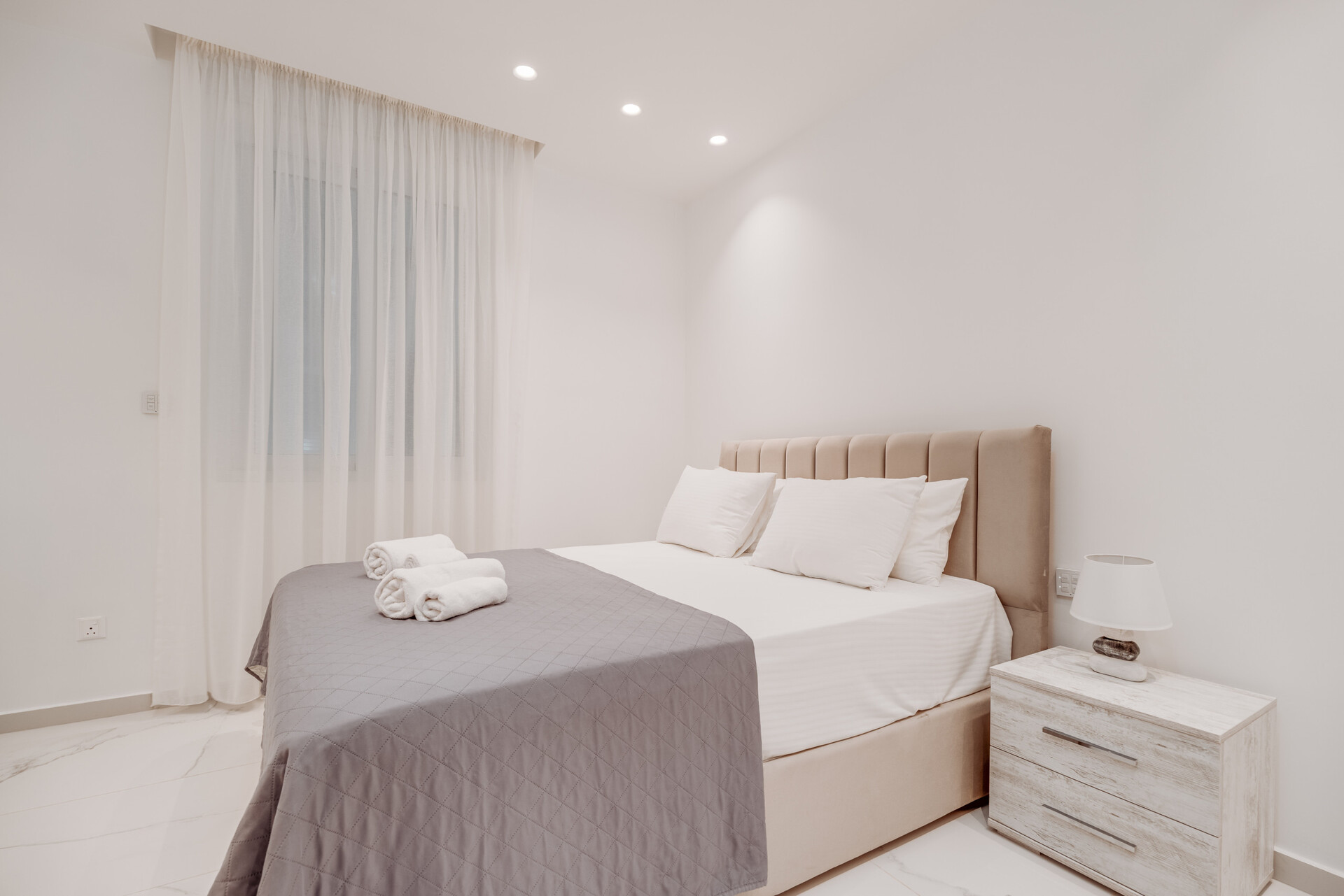 5 Star Villa Blue Waves Protaras Beachfront 3 - Beachfront Escape